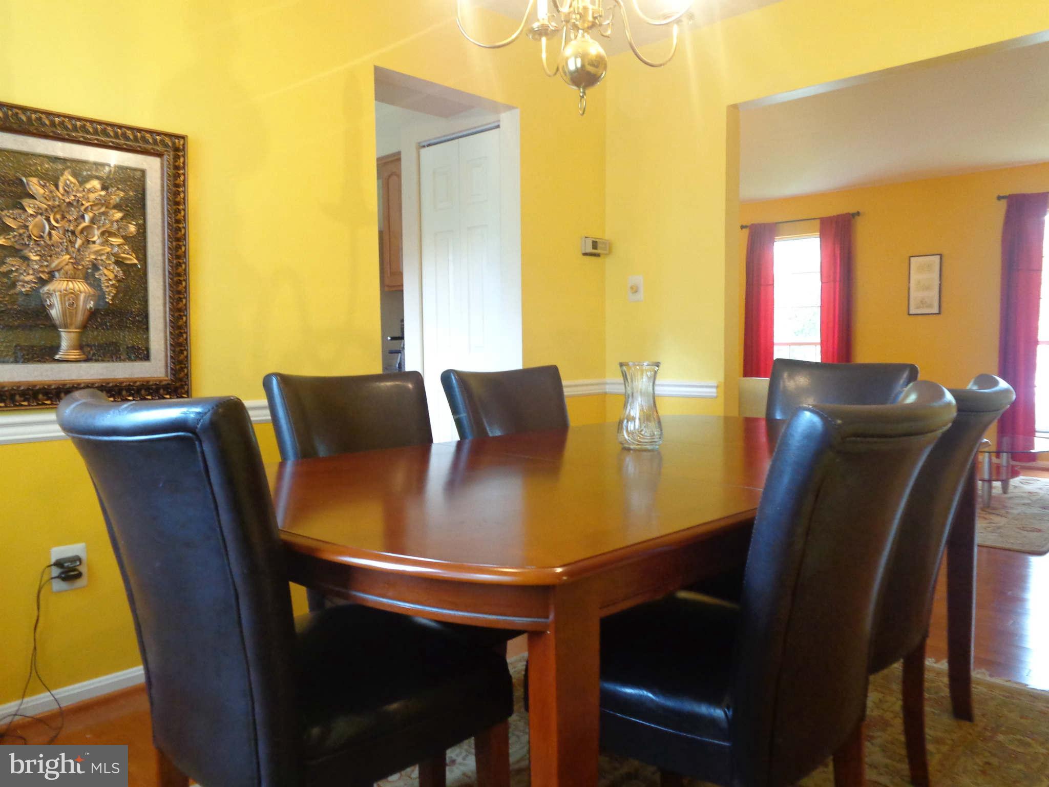 14324 Twig Road Silver Spring, MD 20905 - Photo 14 of 25 Dining Room