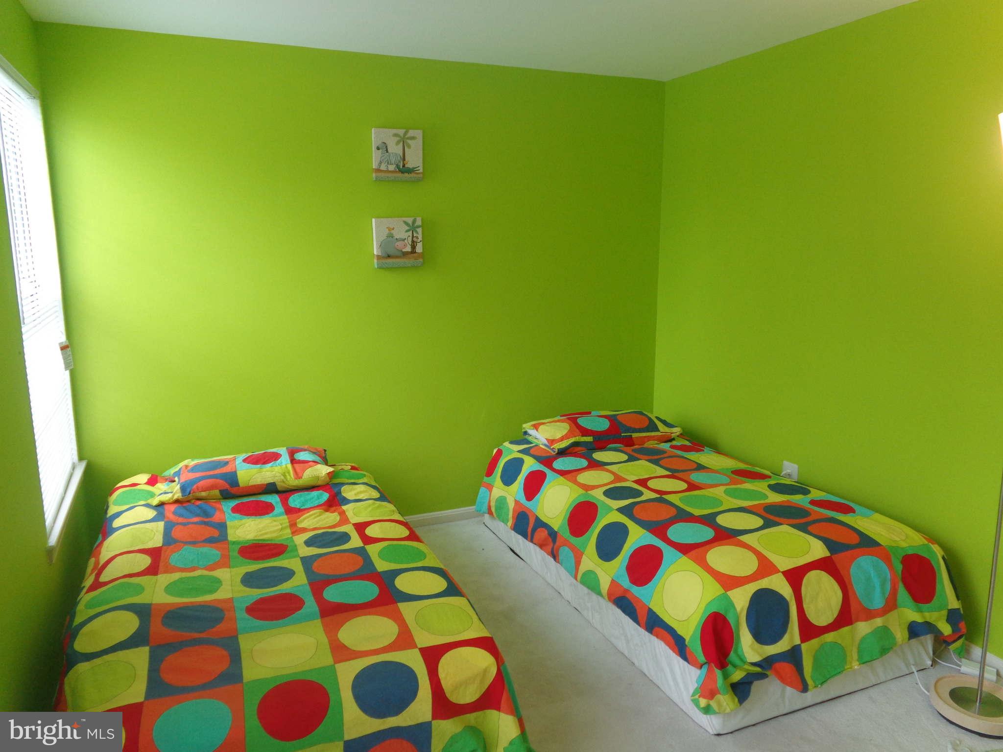 14324 Twig Road Silver Spring, MD 20905 - Photo 21 of 25 Bedroom 2