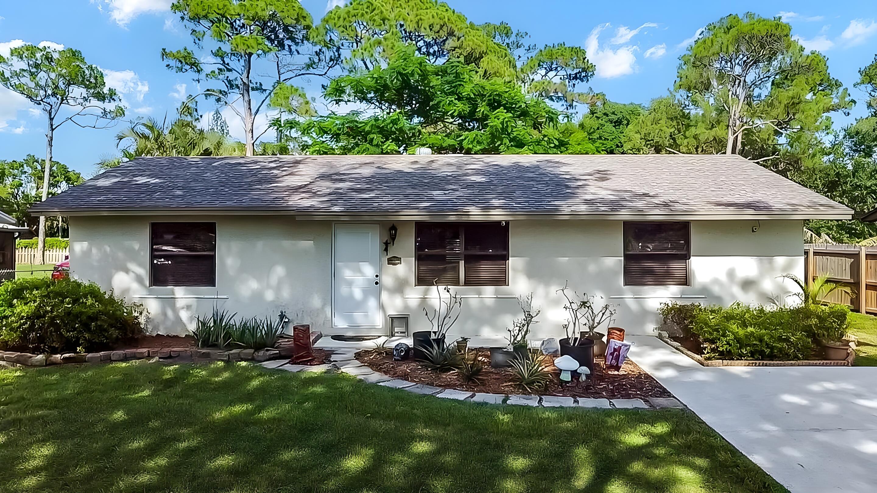 5298 2nd Road Lake Worth, FL 33467 - Photo 10 of 35 Welcome Home