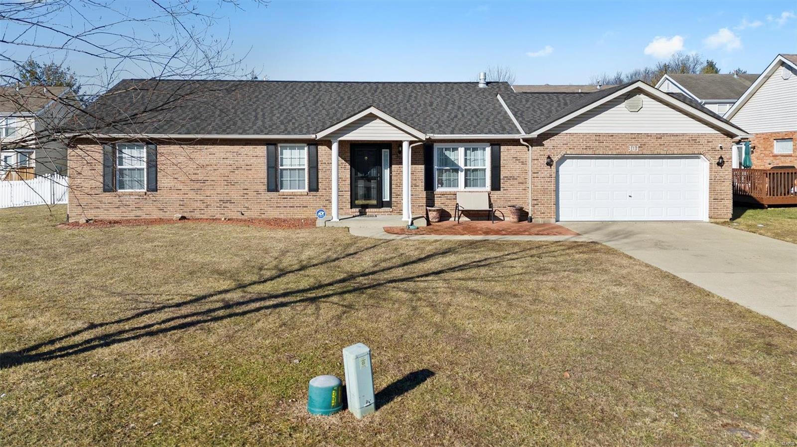 301 Radcliff Road Shiloh, IL 62221 - Photo 1 of 34