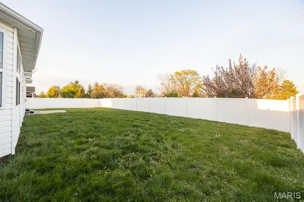 $440,000 | 908 Indian Prairie Drive, Mascoutah, IL 62258