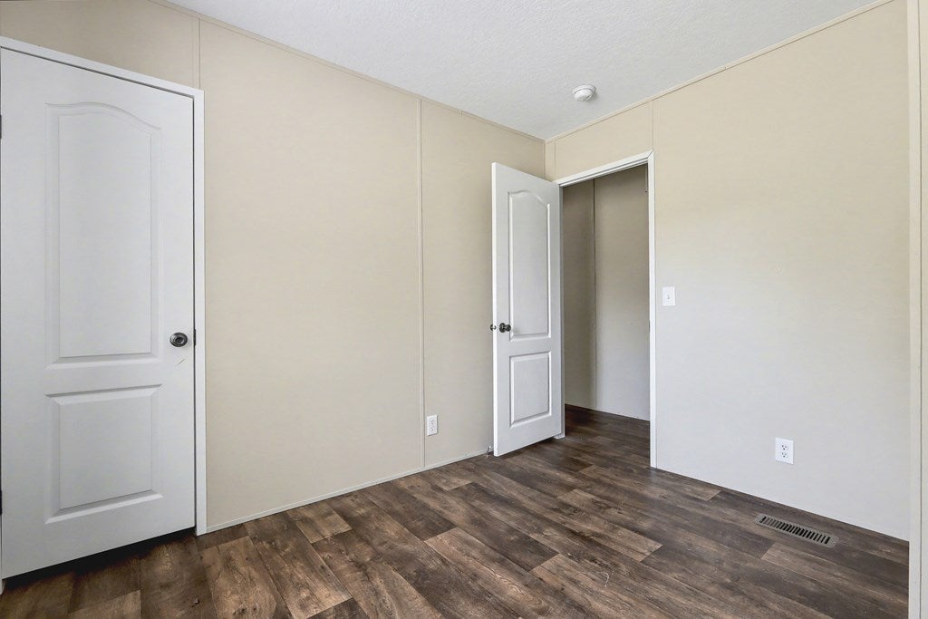 527 South Steel Bridge Road Eatonton, GA 31024 - Photo 26 of 36 Gallery Image 26