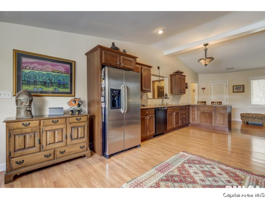 152 Maple Grove Lane Springfield, IL 62712 - Photo 10 of 31