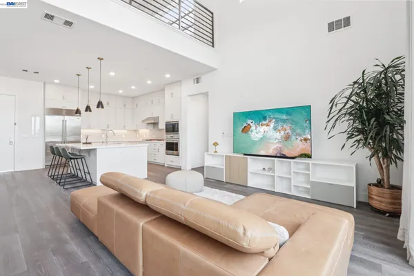 $1,798,880 | 2348 Kinetic Common, Unit 311, Fremont, CA 94539