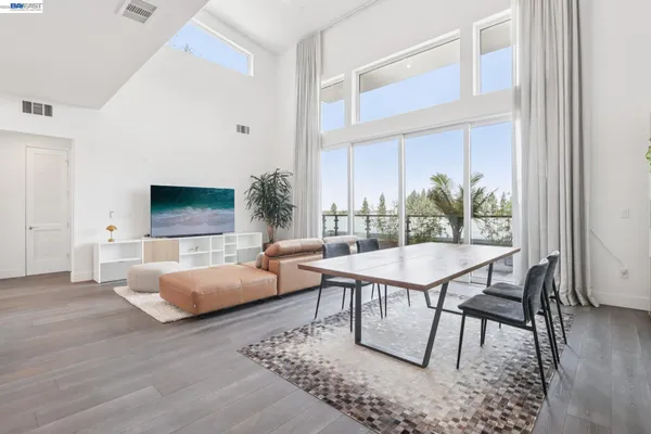 $1,798,880 | 2348 Kinetic Common, Unit 311, Fremont, CA 94539