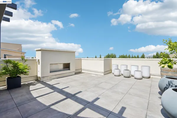 $1,798,880 | 2348 Kinetic Common, Unit 311, Fremont, CA 94539