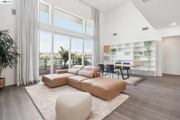 $1,798,880 | 2348 Kinetic Common, Unit 311, Fremont, CA 94539