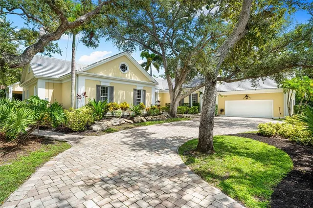 $1,350,000 | 133 Osprey Point Drive, Osprey, FL 34229