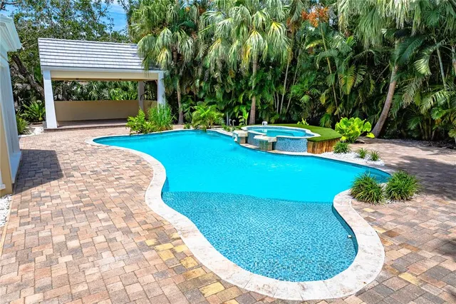 $1,350,000 | 133 Osprey Point Drive, Osprey, FL 34229