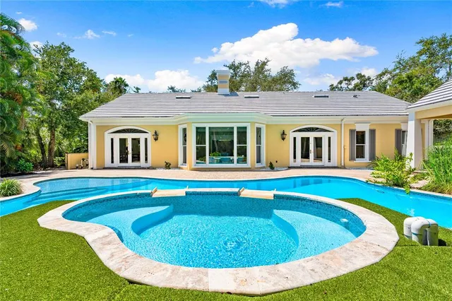 $1,350,000 | 133 Osprey Point Drive, Osprey, FL 34229