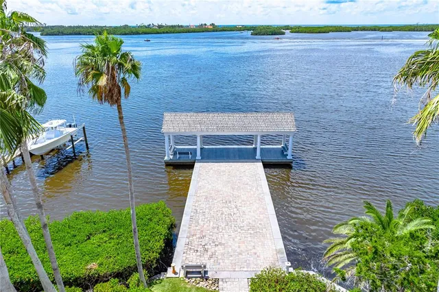 $1,350,000 | 133 Osprey Point Drive, Osprey, FL 34229
