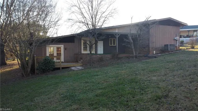 $299,000 | 112 Balcony Ln Mount, Mount Airy, NC 27030