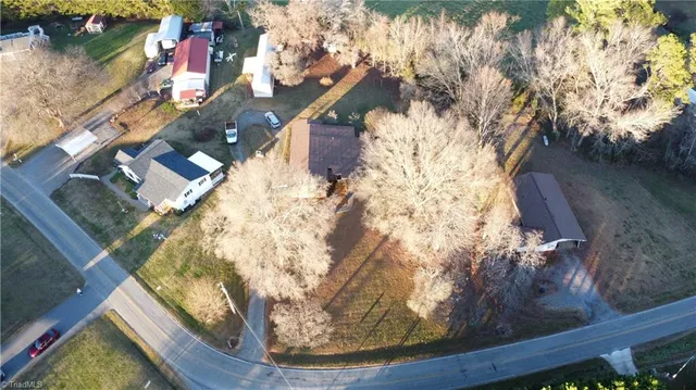 $299,000 | 112 Balcony Ln Mount, Mount Airy, NC 27030