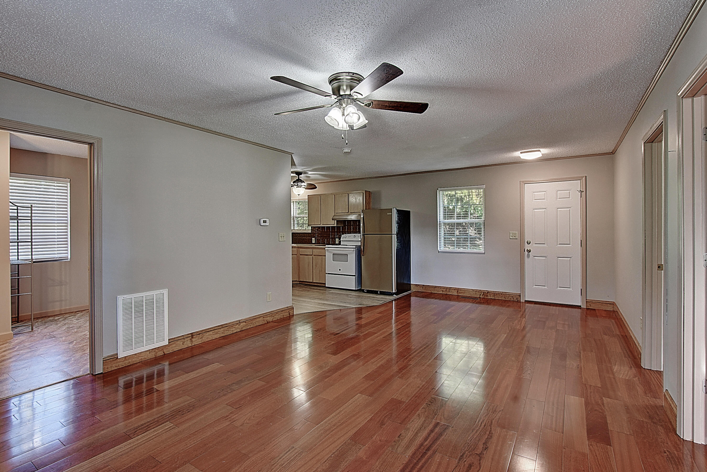 125 Parsonage Road Elizabethton, TN 37643 - Photo 35 of 48 36