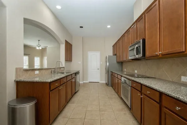 $470,000 | 9754 Boyton Canyon Road, Frisco, TX 75035