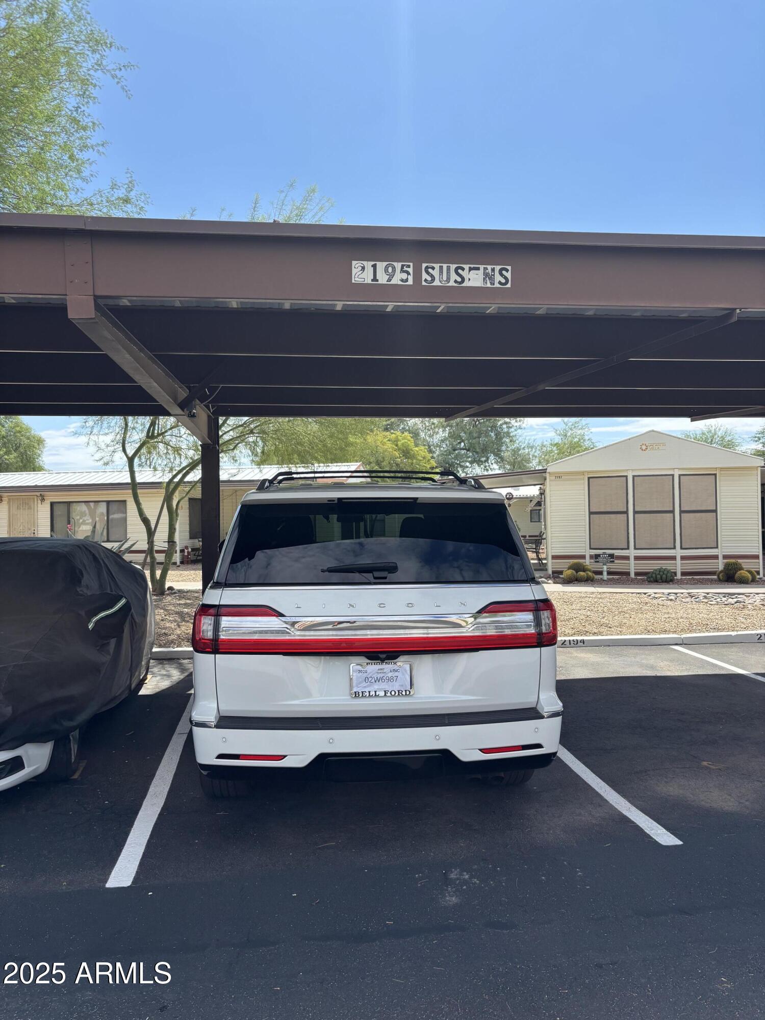 17200 West Bell Road, Unit 2195 Surprise, AZ 85374 - Photo 6 of 16 a view of balcony with furniture