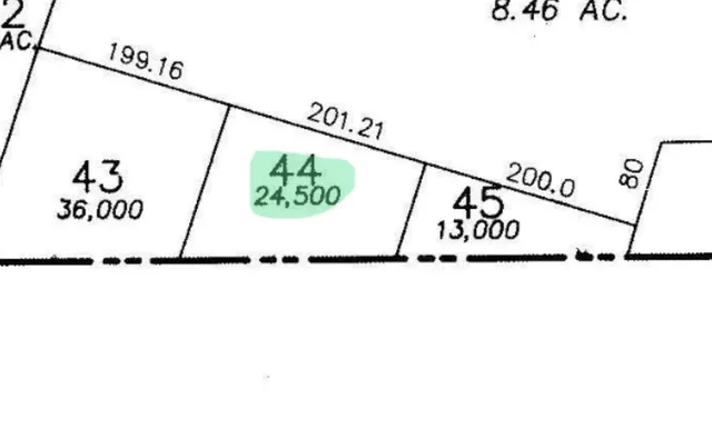 $4,400 | 73 Oak Hill Road, Litchfield, ME 04350