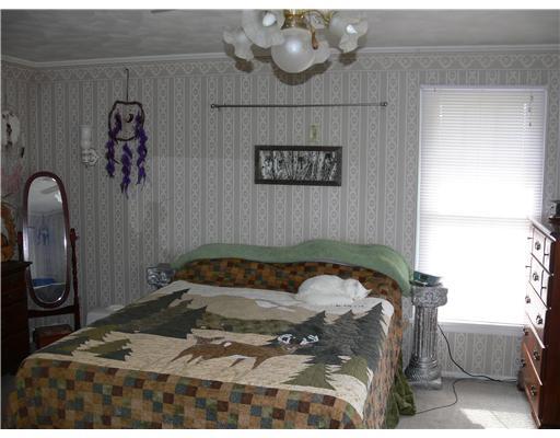 800 Simpson Howell Road Elizabeth, PA 15037 - Photo 7 of 18 Bedroom.