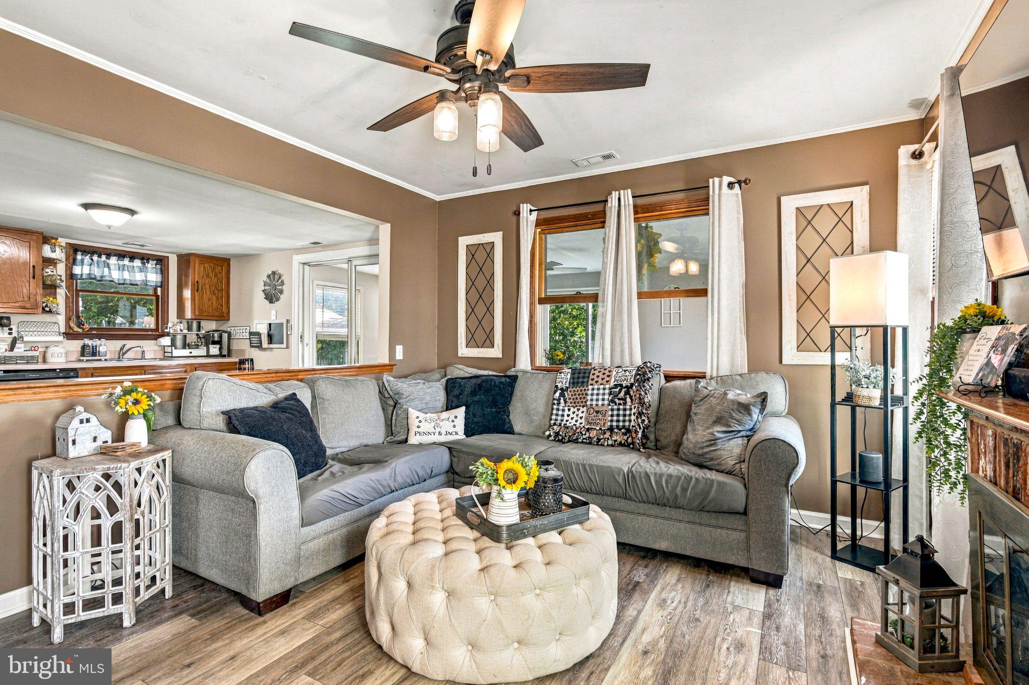5 Uranus Road Sewell, NJ 08080 - Photo 12 of 34 Gallery Image 12