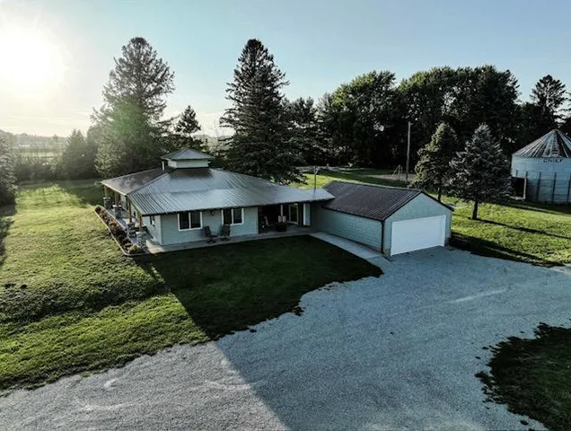 $399,900 | 44331 Highway 44, Mabel, MN 55954