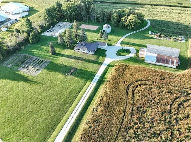 $399,900 | 44331 Highway 44, Mabel, MN 55954