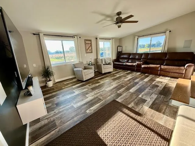 $399,900 | 44331 Highway 44, Mabel, MN 55954