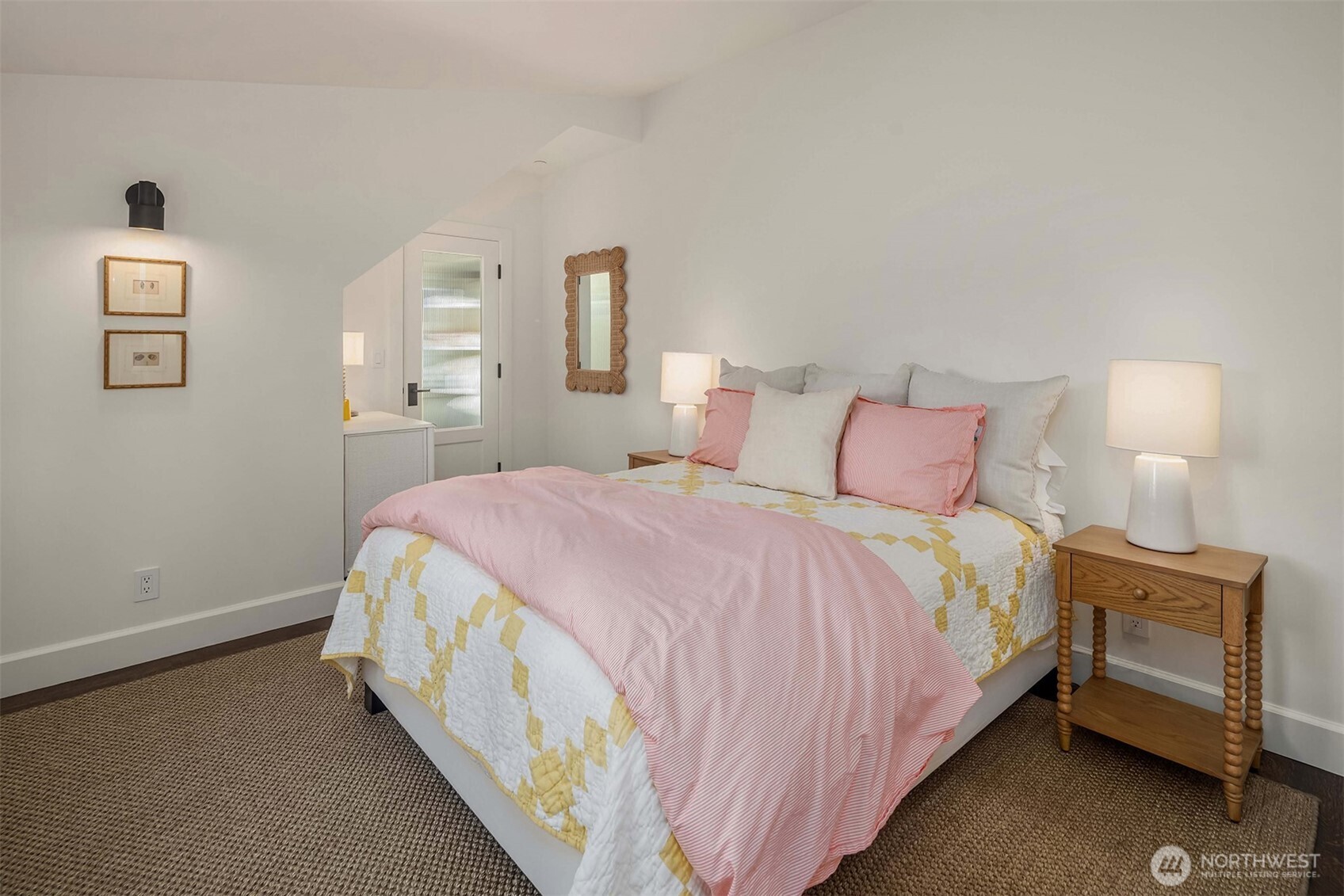 6426 Wing Point Road Northeast Bainbridge Island, WA 98110 - Photo 16 of 32