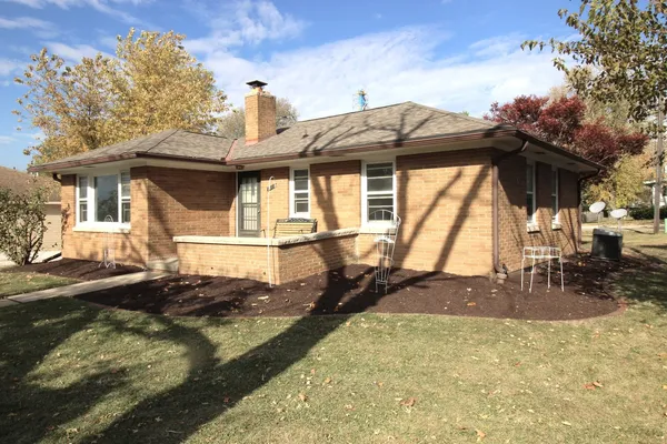 $175,000 | 108 East Gridley Road, Gridley, IL 61744