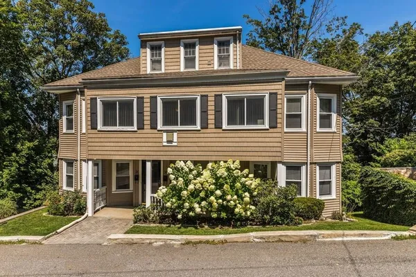 $3,900 | 38 Hood Street, Unit 38, Newton, MA 02458
