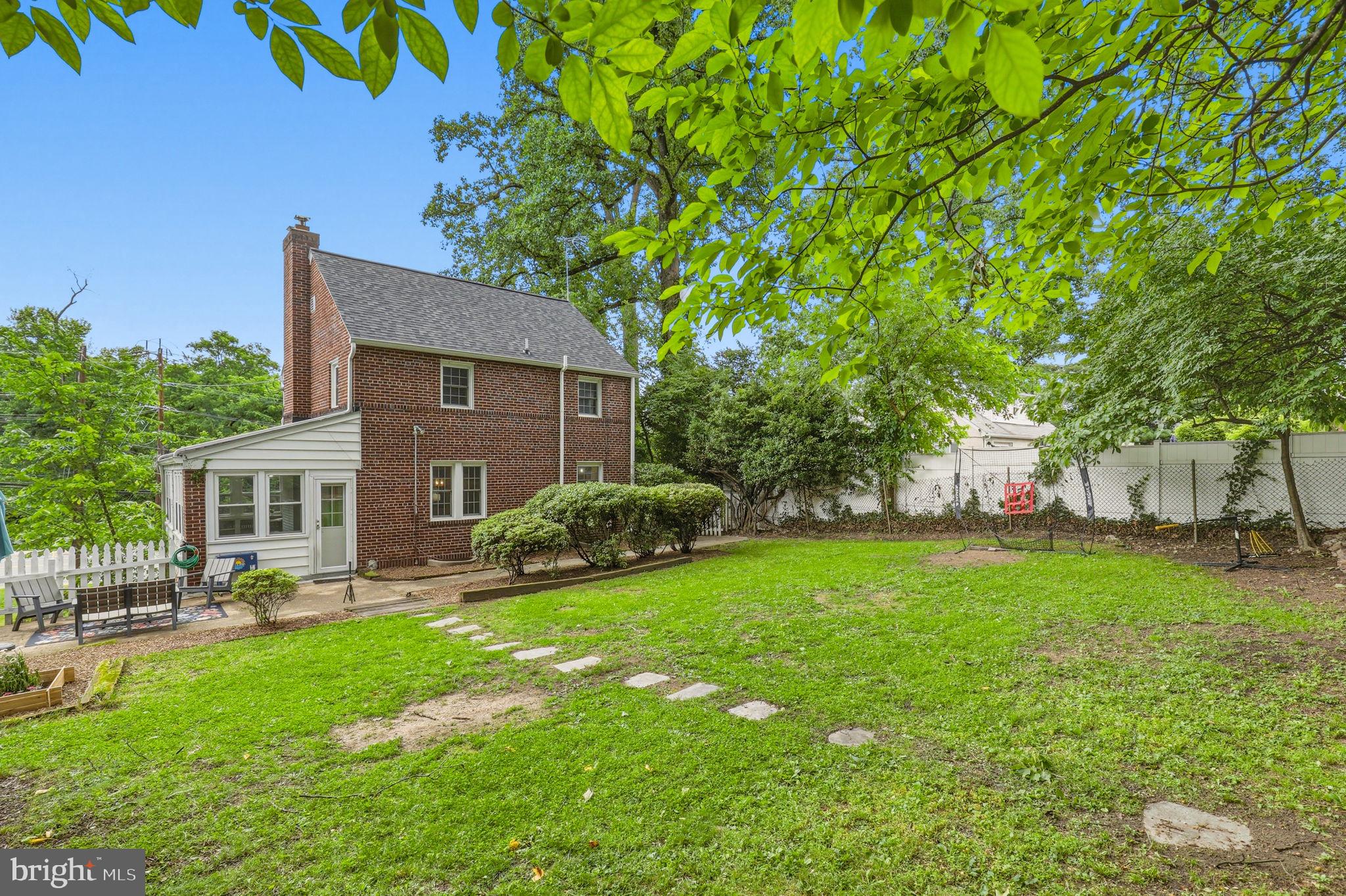 2504 Seminary Road Silver Spring, MD 20910 - Photo 36 of 42