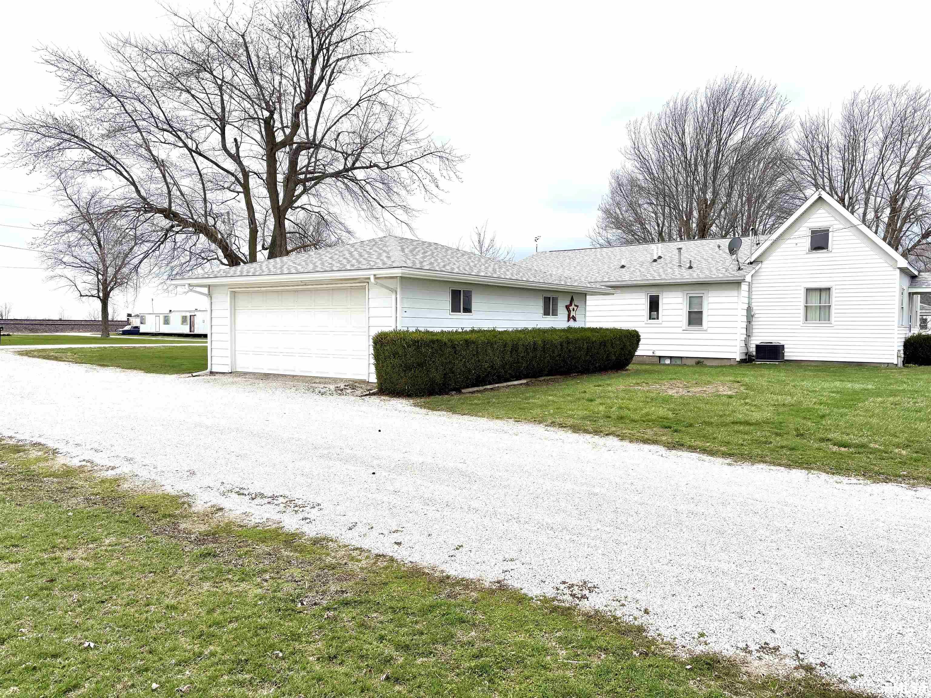 901 East Old 36 Alexander, IL 62601 - Photo 17 of 97