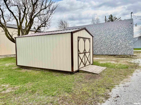 $226,900 | 901 East Old 36, Alexander, IL 62601