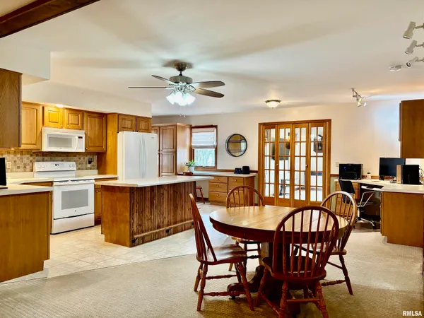 $226,900 | 901 East Old 36, Alexander, IL 62601