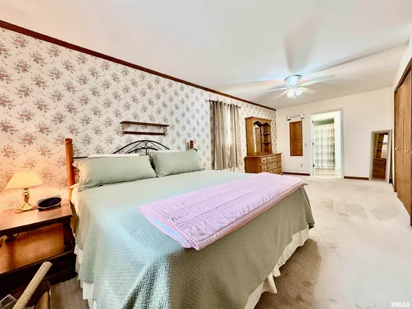 $226,900 | 901 East Old 36, Alexander, IL 62601