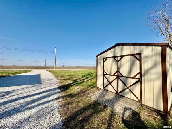 $226,900 | 901 East Old 36, Alexander, IL 62601