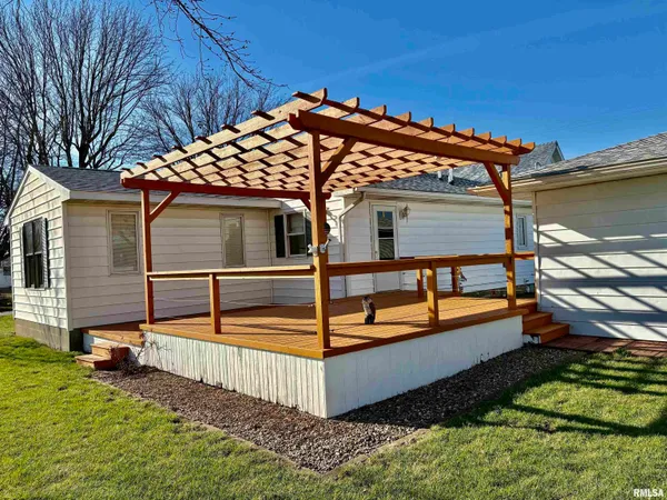 $226,900 | 901 East Old 36, Alexander, IL 62601