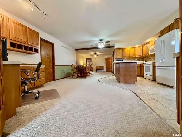 $226,900 | 901 East Old 36, Alexander, IL 62601