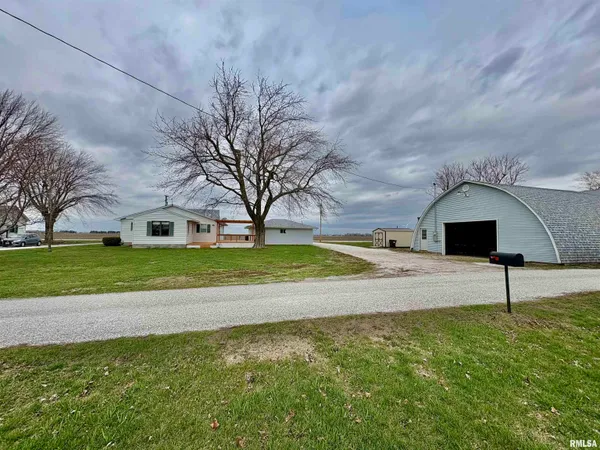 $226,900 | 901 East Old 36, Alexander, IL 62601