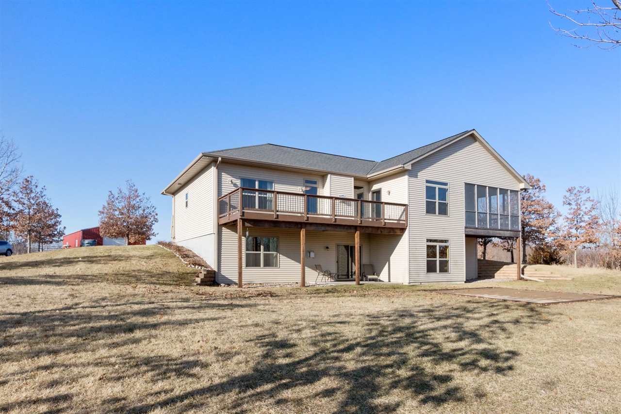 2083 St Bridgets Road Northeast Solon, IA 52333 - Photo 9 of 12 Gallery Image 9