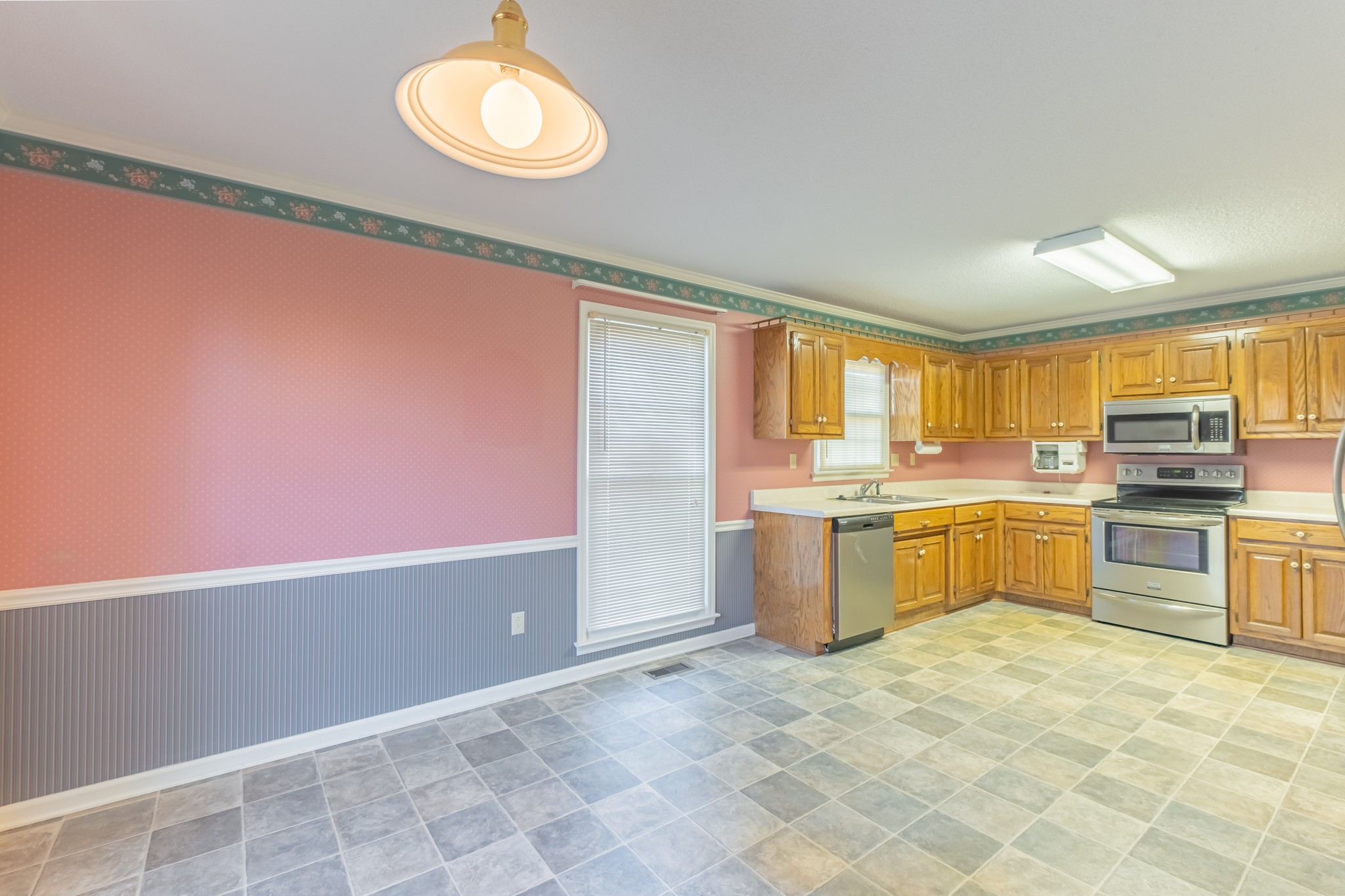 111 Breckenridge Road Tullahoma, TN 37388 - Photo 18 of 38 Gallery Image 18