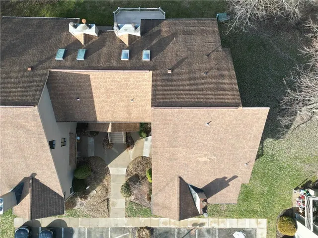 $319,000 | 1267 Norberry Court, Unit 36, Cranberry Township, PA 16066