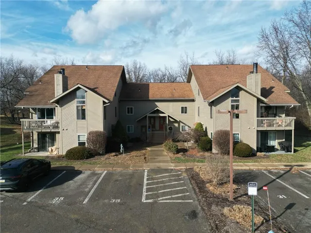 $319,000 | 1267 Norberry Court, Unit 36, Cranberry Township, PA 16066