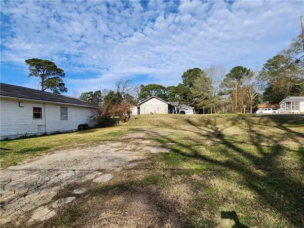 $15,000 | 1019 Hill Avenue, Natchitoches, LA 71457