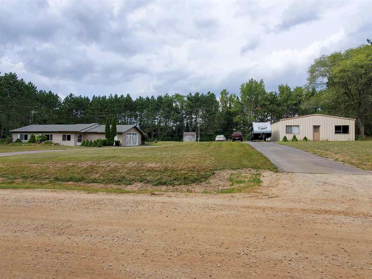 11322 Willow Road Farwell, MI 48622 - Photo 1 of 33