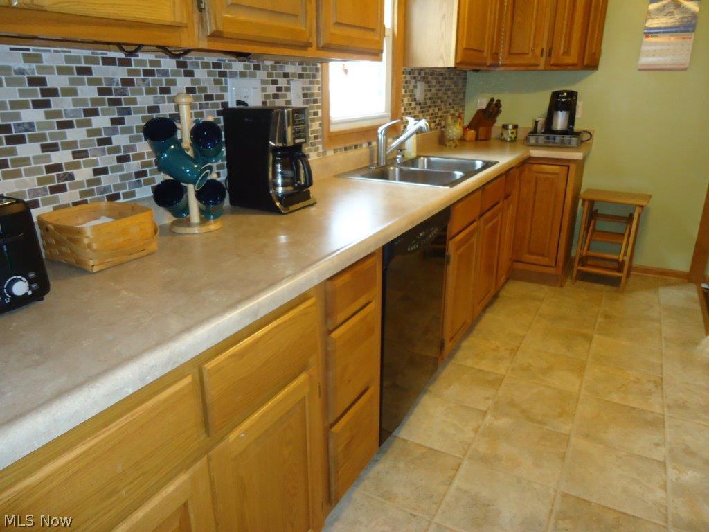 6217 East State Road Newcomerstown, OH 43832 - Photo 6 of 24 Gallery Image 6