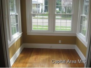 1117 West Monroe Street Springfield, IL 62704 - Photo 2 of 13 Gallery Image 2