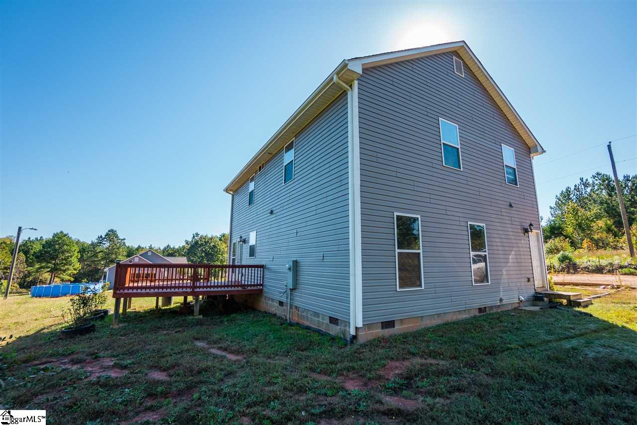 822 Dunklin Bridge Road Fountain Inn, SC 29644 - Photo 2 of 35