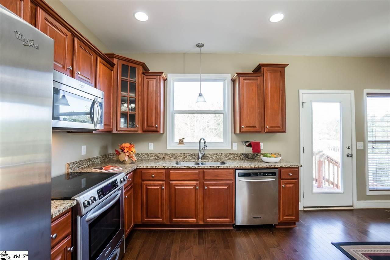 822 Dunklin Bridge Road Fountain Inn, SC 29644 - Photo 14 of 35
