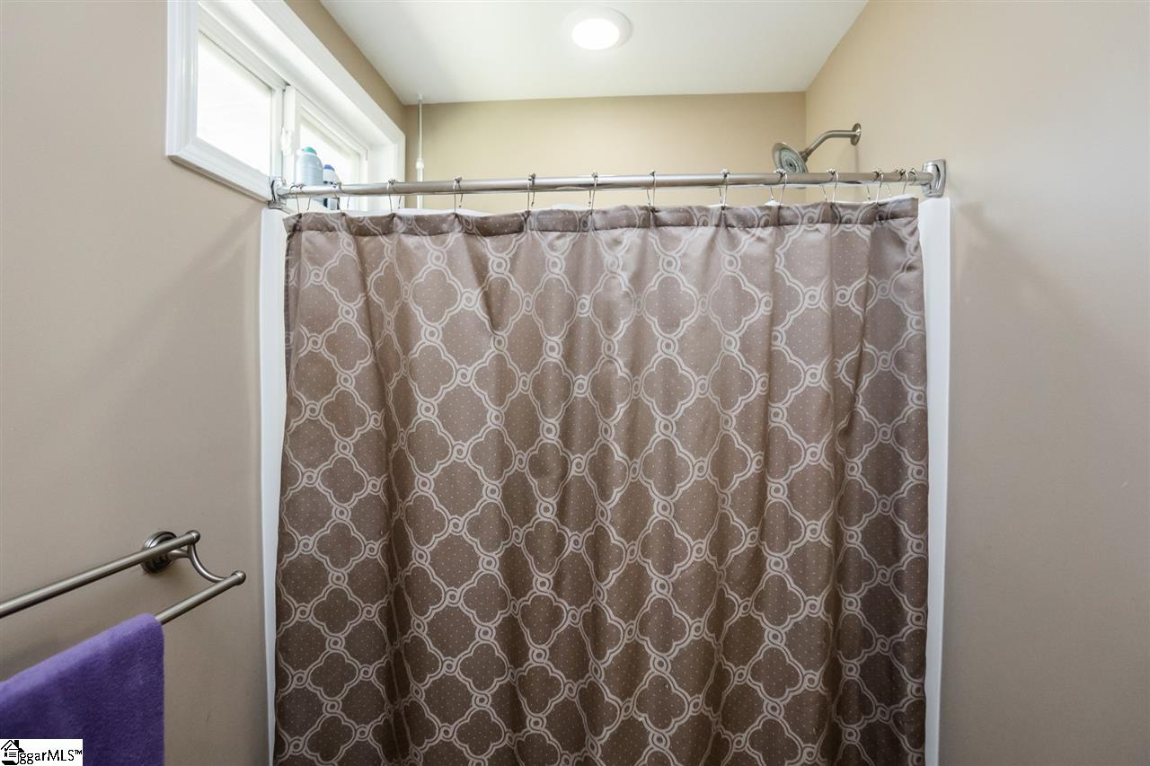 822 Dunklin Bridge Road Fountain Inn, SC 29644 - Photo 24 of 35
