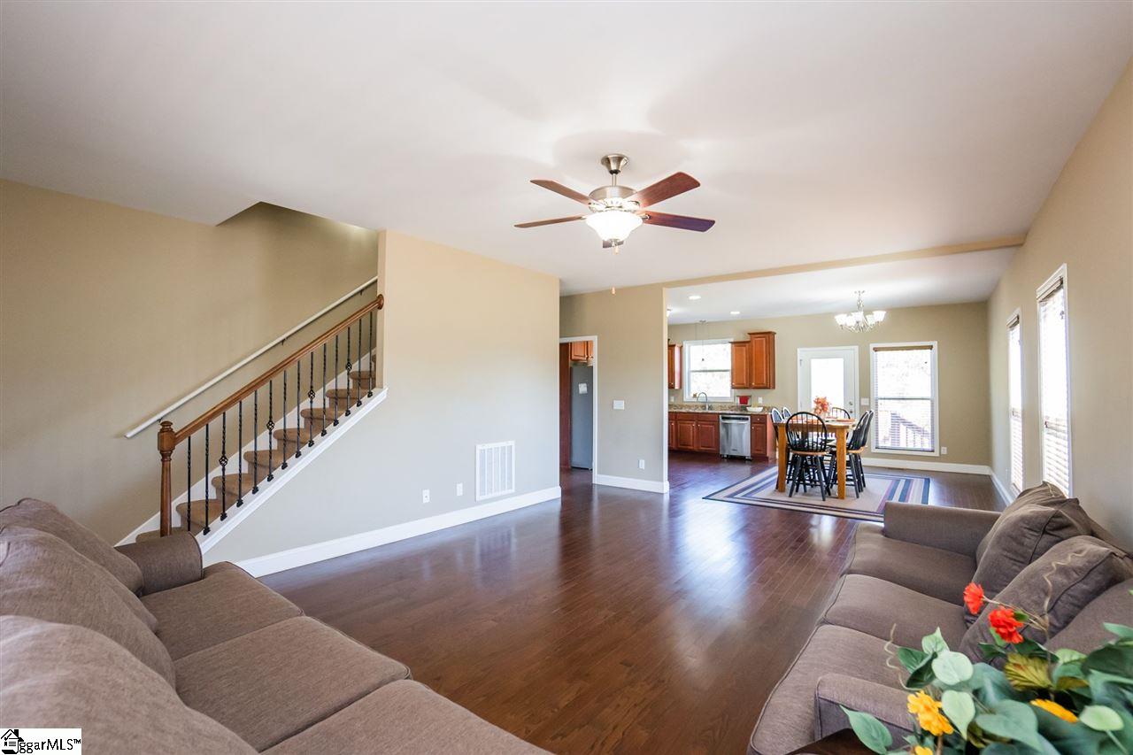 822 Dunklin Bridge Road Fountain Inn, SC 29644 - Photo 9 of 35